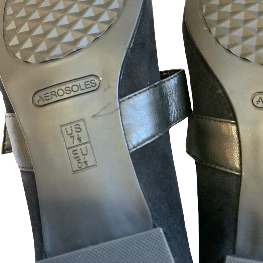 AEROSOLES Black Pointed Flats with Strap - Picture 9 of 10